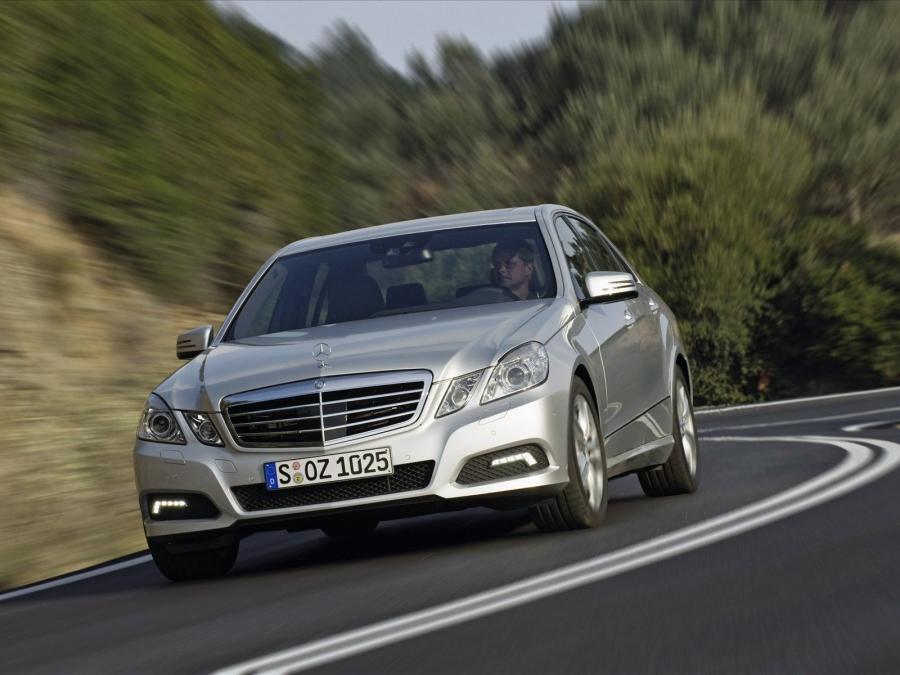  Mercedes-Benz E-Class 2009 года  (фото 66 из 74)
